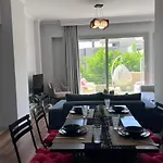 Luxury Studio With Garden