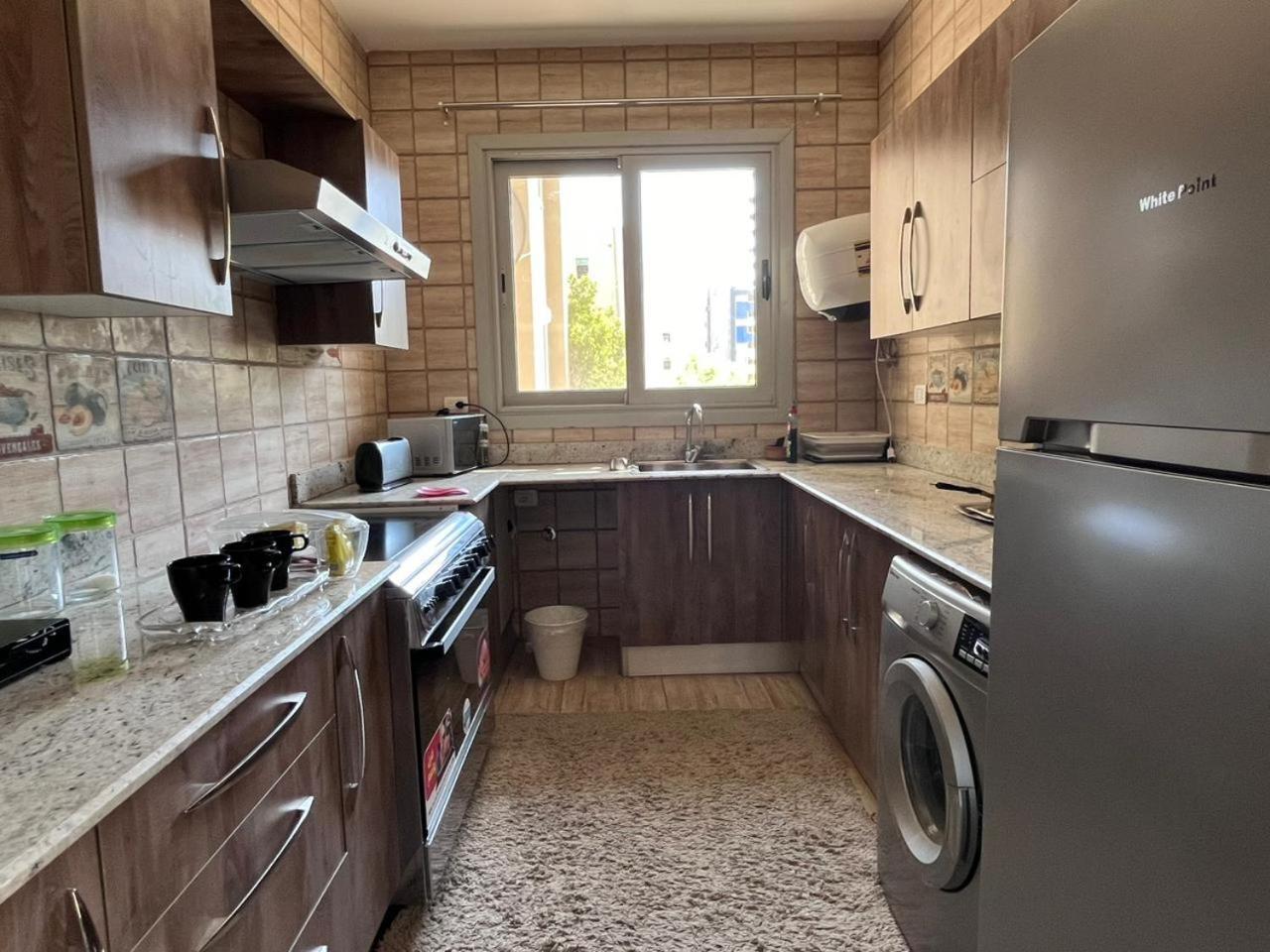 Luxury With Garden Apartment *