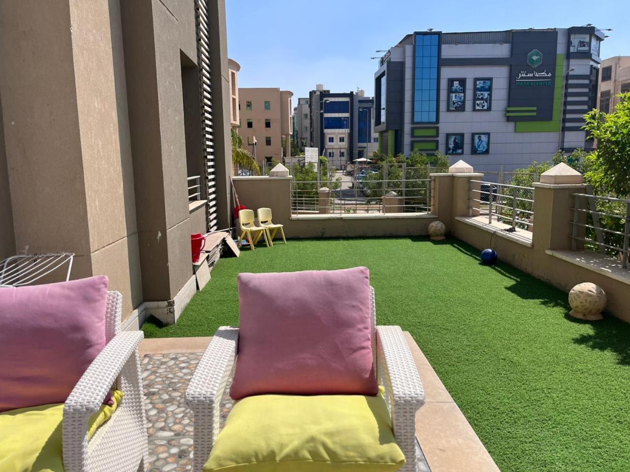 Luxury With Garden